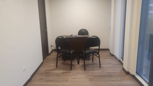 Oficina en Alquiler en la 6 de Agosto