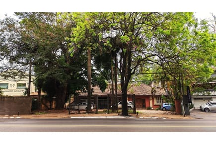 VENDO TERRENO COMERCIAL sobre AV. MARISCAL LOPEZ