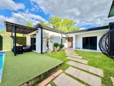 RESIDENCIA MODERNA BARRIO SANTA MARIA- ASUNCION EN VENTA