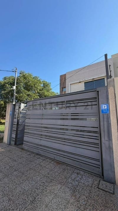 Dúplex Premium en Alquiler en Jardín de Oro, Luque | Exclusivo y Moderno