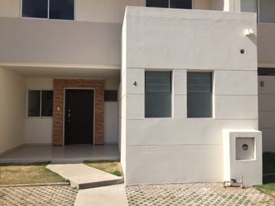 CASA EN ALQUILER 