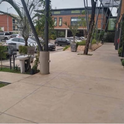 LOCAL COMERCIAL EN ALQUILER PASEO ADENSAM