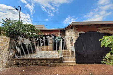 Casa - Alquiler - San Vicente, Paraguay