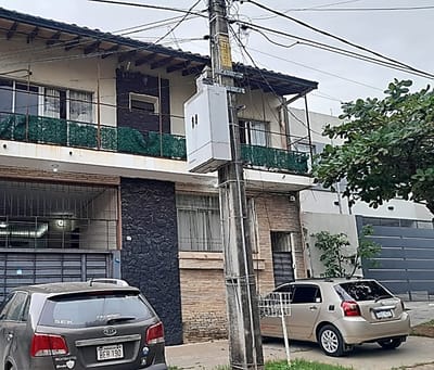 VENDO CASA A 3 CUADRAS DE COSTANERA SUR