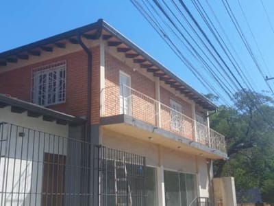Alquilo en san lorenzo Dptos de 4 habitaciones