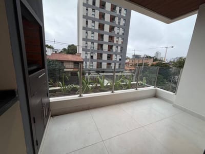 EN VENTA MONOAMBIENTE CON COCHERA EN RECOLETA