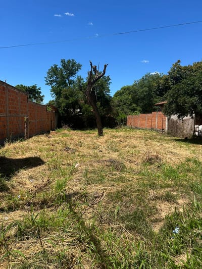 VENDO TERRENO EN BARRIO SAN MIGUEL - ZONA PINEDO
