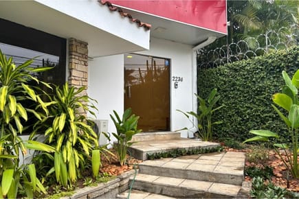 Oficina-Alquiler-Avda. España esq. Calle América., Mariscal López, Asunción