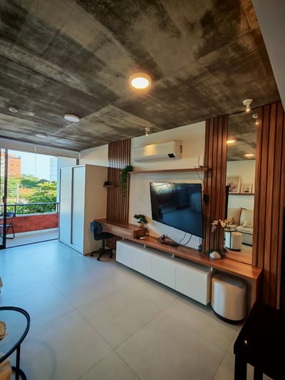 ALQUILO MONOAMBIENTE TOTALMENTE EQUIPADO EN EL EJE CORPORATIVO 