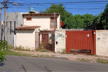 Chalet a Refaccionar en centro de Fdo. Mora!