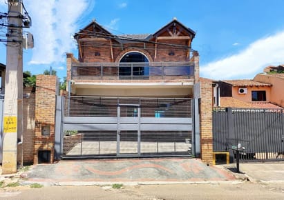 VENDO DUPLEX CON PISCINA EN FERNANDO DE LA MORA ZONA NORTE