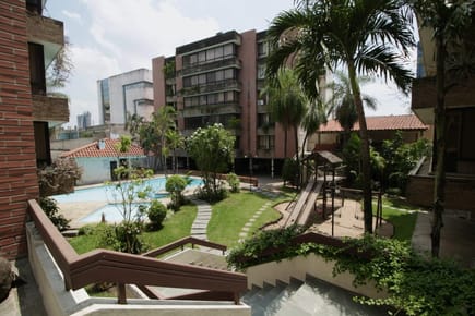 SE VENDE DEPARTAMENTO AMOBLADO EN ZONA NORTE