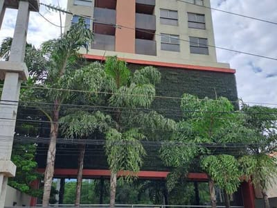 ALQUILO OFICINA AV. STA. TERESA, EDIF. QUANTUM PARK!!