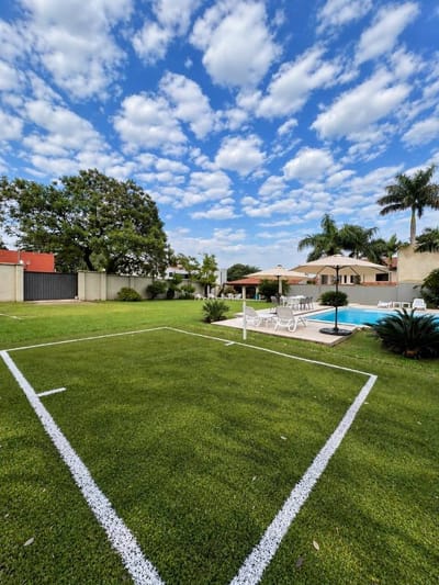 Alquilo Casa Moderna Zona Yacht  - TODO EN PLANTA BAJA 