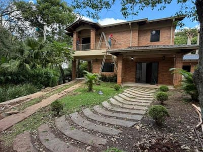 ALQUILER DE CASA EN EL PARANÁ COUNTRY CLUB