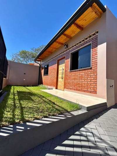 Casa a estrenar en alquiler – Barrio Santa María, Encarnación!