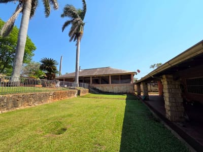 EN ALQUILER - AMPLIA CASA EN FERNANDO DE LA MORA ZONA NORTE