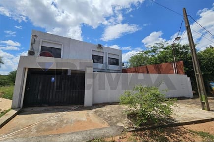 MODERNA RESIDENCIA DE 2 NIVELES - Barrio MBOKAYATY
