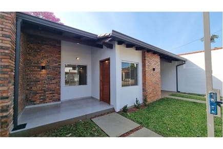 VENDO CASA EN LAMBARÉ!!