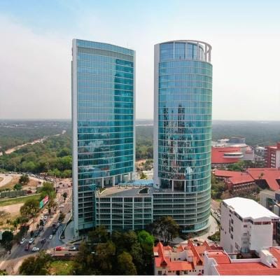 OFICIAS EN ALQUILER EN EDIF. EMPRESARIAL MANZANA 40