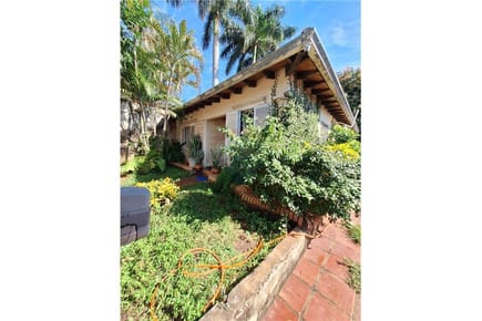 CASA EN VENTA EN CAPIATA ZONA BOX ARATIRI