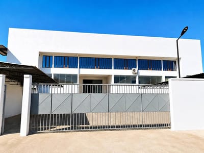 EN ALQUILER GALPON INDEPENDIENTE ZONA NORTE AV. BANZER KM 10