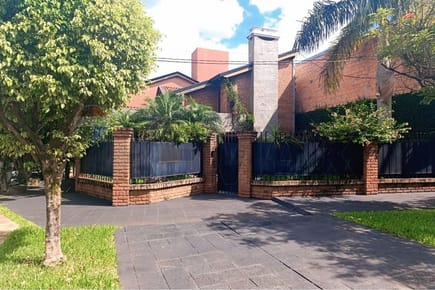 EN VENTA | RESIDENCIA EXCLUSIVA EN ESQUINA CAMBYRETÁ ✨????