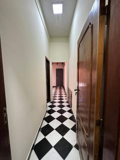 ALQUILO RESIDENCIA FRENTE AL SHOPPING DEL SOL 