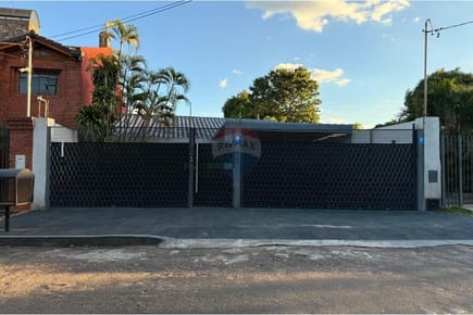 VENDO CASA EN BARRIO SAN VICENTE