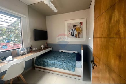     CASA DE ALTO NIVEL EN VILLA MORRA – Asunción