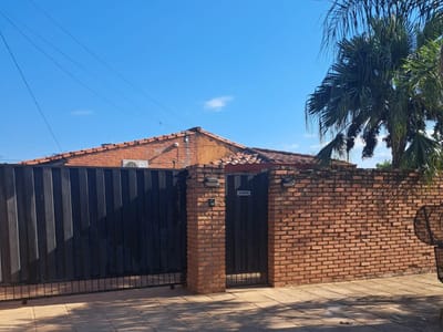 Vendo casa de 3 dormitorios en Mariano Roque Alonso – Gs. 650.000.000