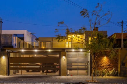 ALQUILO  CASA EN BARRIO VILLA AURELIA 