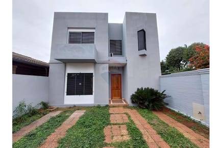 VENDO DUPLEX EN SAN LORENZO