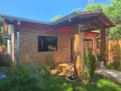 VENDO CASA EN LUQUE