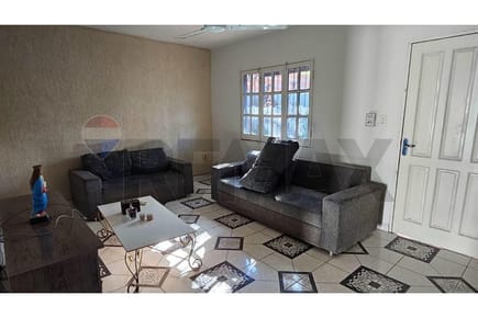 SE VENDE HERMOSA CASA – ZONA BURGER KING / LAMBARÉ