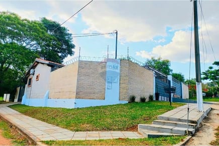EN VENTA HERMOSA CASA EN LAMBARE