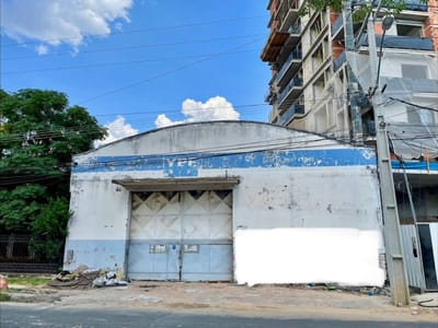 SE ALQUILA TINGLADO DE 450 M2 EN YCUA SATI, ASUNCION