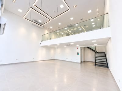 Alquilo Salón Comercial - Barrio San Jorge