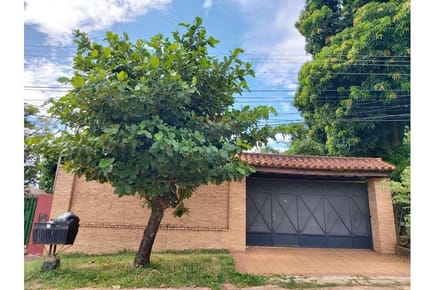 VENDO CASA EN SAN LORENZO SAN MIGUEL