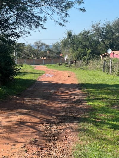 TERRENO EN VENTA EN YPACARAÍ – A 3 MINUTOS DEL CENTRO