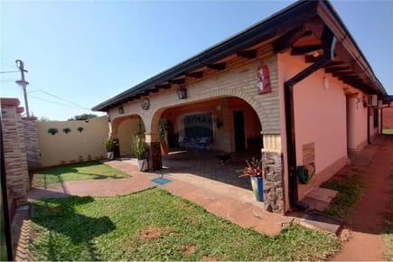 EN VENTA HERMOSA CASA,SAN LORENZO BºESPIRITU SANTO