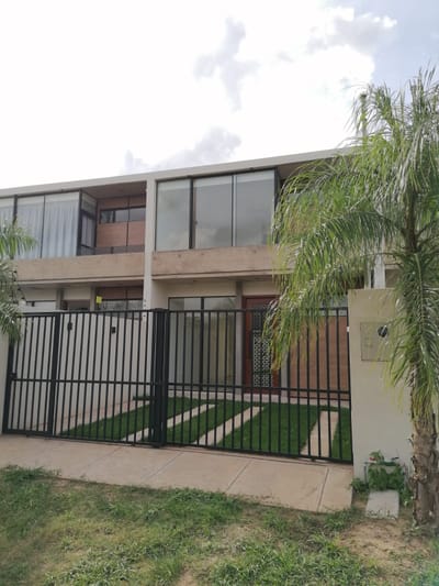 CASA EN VENTA 3 DORMITORIOS A ESTRENAR