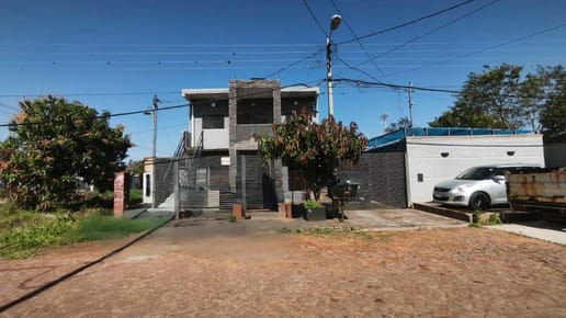 Casa de dos plantas a terminar en Ñemby