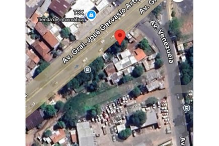 Vendo Terreno sobre la Avenida Artigas.