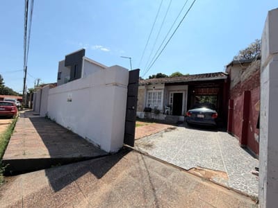 Casa a precio de terreno 372 m² cerca de Av. Jardín de Oro - Luque
