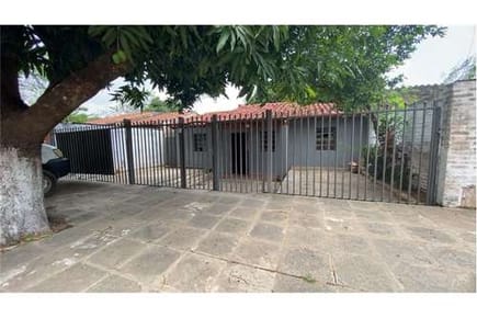 VENTA DE CASA EN SAN LORENZO