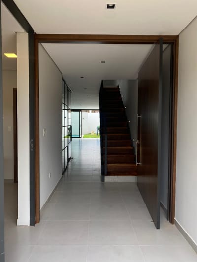 Vendo Duplex a estrenar de 3 habitaciones en Suite, Zona Barrio Mburucuya. 