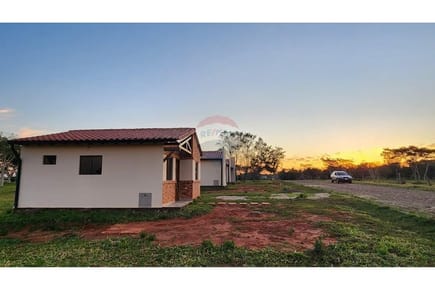 En venta – Casa en Barrio Karaguatayty, Itá