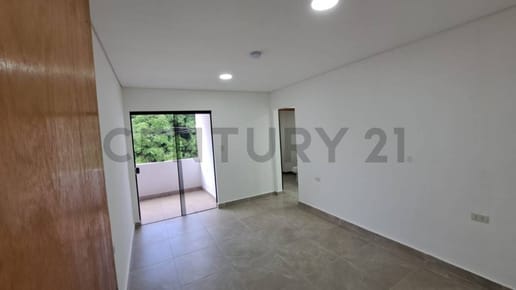 Dúplex en venta – Zona Yacht y Av. Perón