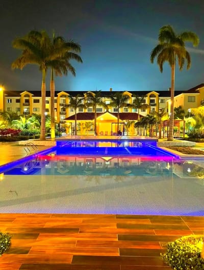 Departamento en Venta 3 Dormitorios  – Condominio Club Piazza